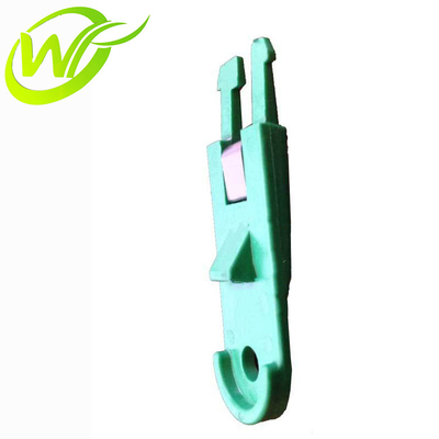 قطع غيار أجهزة الصراف الآلي NCR 58xx أجزاء الكاسيت قفل منزلق في مزلاج أخضر 009-0023660