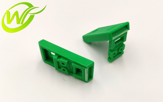 قطع غيار ماكينات الصراف الآلي NCR Cassette Latch Green 4450582360445-0582360