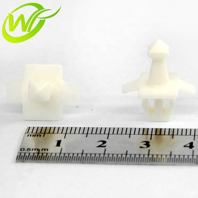 قطع غيار ماكينات الصراف الآلي Diebold Opteva Square Pin Snap Latch 49023555000C