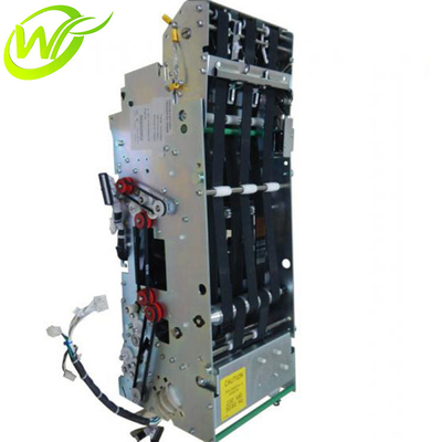 قطع غيار ماكينات الصراف الآلي NCR 5877 مقدم ماكينة الصراف الآلي للبنك 4450677375445-0677375
