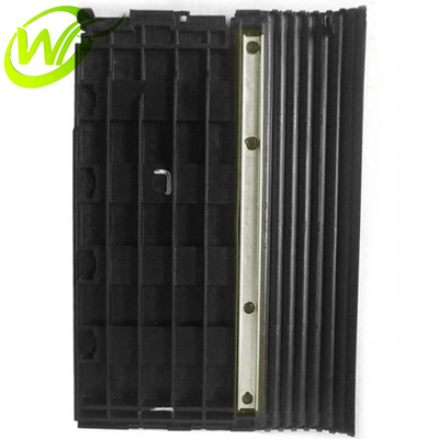 قطع غيار ماكينات الصراف الآلي Diebold Opteva Reject Cassette Door 49-208428000B 49208428000B